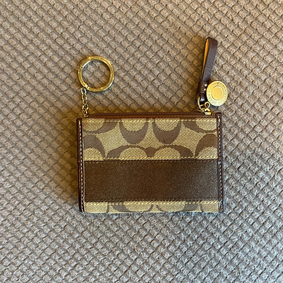 Coach Change Purse - Picture 2 of 2